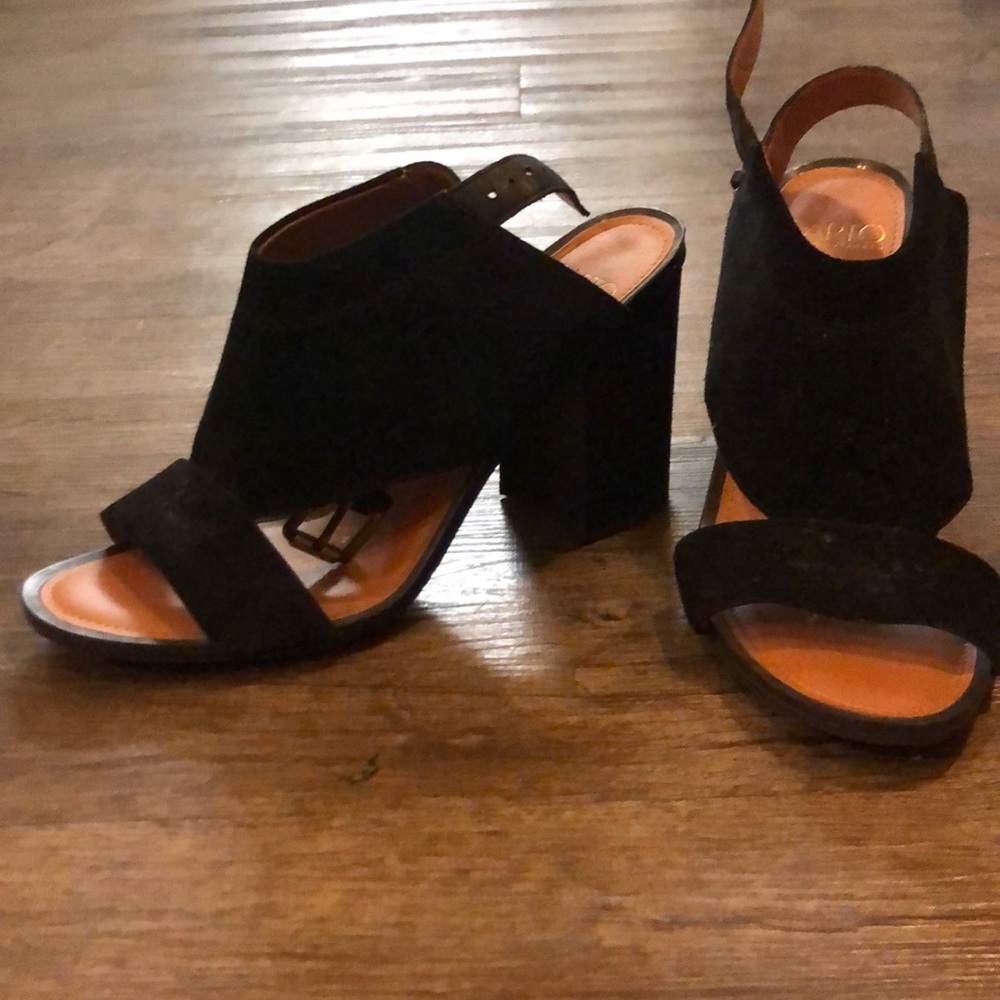 Franco sarto open toed black wedge size 8